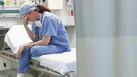 «Να είστε ευγνώμονες που είστε με τα παιδιά σας γιατί εγώ δεν ξέρω πότε θα δω το δικό μου»