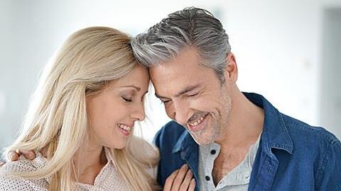 Αν ο σύντροφός σου εξακολουθεί να σε αγαπά πάρα τις αλλαγές σου, είσαι πολύ τυχερή!