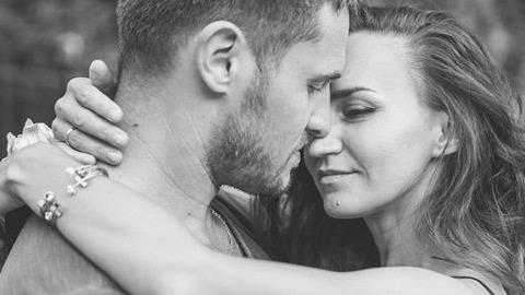 Να παντρευτείς τον άντρα που ό,τι κι αν συμβεί, θα είναι πάντα δίπλα σου 