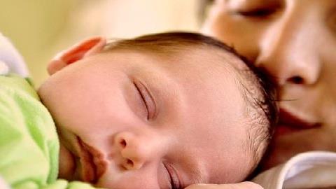 Το να έχεις παιδιά δεν σε κάνει περισσότερο γονιό από όσο το να έχεις πιάνο σε κάνει πιανίστα