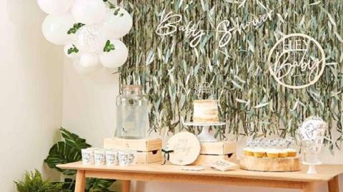 Botanical baby shower διακόσμηση: Πώς θα φτιάξετε το πιο όμορφο σκηνικό στον κήπο