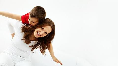 Δημιουργικό παιχνίδι στο σπίτι για τους γονείς και τα παιδιά