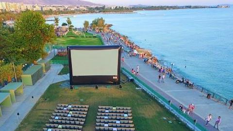 5 θερινοί δίπλα στη θάλασσα για σινεμαδάκι μετά την παραλία