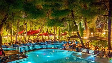 5 απίθανα πάρκα (με καφετέρια) μέσα στην πόλη