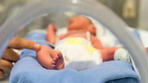 Έδεσσα: Βρέφος 3,5 μηνών θετικό στον κορονοϊό