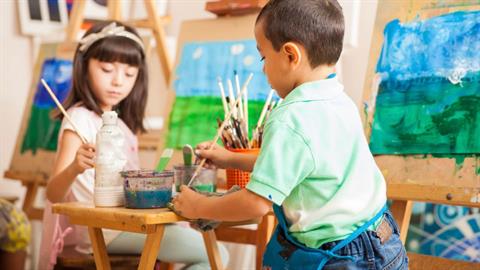 Ο δρόμος του παιδιού προς τη μόρφωση δεν περνάει αποκλειστικά απ’ το σχολείο