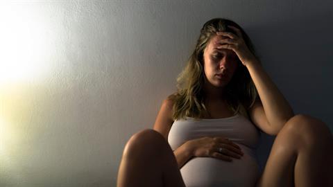 «Όσο ήμουν έγκυος, o άντρας μου με έκανε να ντρέπομαι για το σώμα μου»