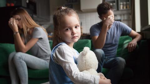 3 θέματα που πρέπει να έχεις λύσει με τον εαυτό σου πριν κάνεις παιδιά