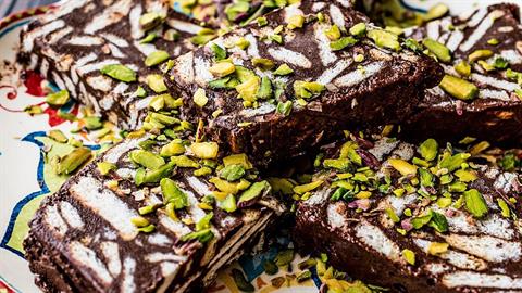 Σοκολατένιο (αμαρτωλό!) μωσαϊκό με φιστίκια