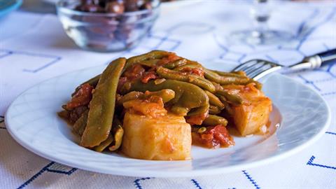 Πεντανόστιμα και πανεύκολα φασολάκια στον φούρνο