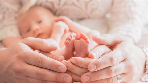 «Το παιδί σου θα φτάσει τον ένα χρόνο μόνο μία φορά...»