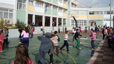 Αποζημίωση σε γονείς 7χρονου μαθητή που τραυματίστηκε στο διάλειμμα