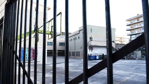 Kλείσιμο σχολείων: τι θα γίνει με τις άδειες ειδικού σκοπού των γονιών