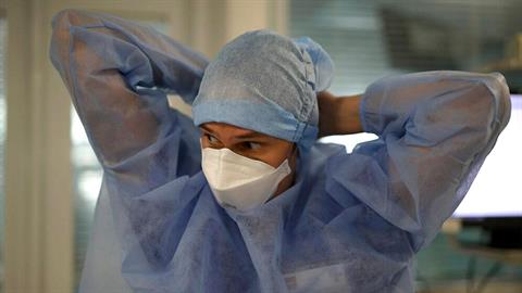 Νοσηλεύτριες από την Κρήτη πηγαίνουν εθελοντικά στη Θεσσαλονίκη για να βοηθήσουν