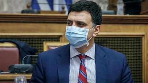 Κικίλιας: μη υποχρεωτικός ο εμβολιασμός, ευθύνη μας να πείσουμε τους αρνητές
