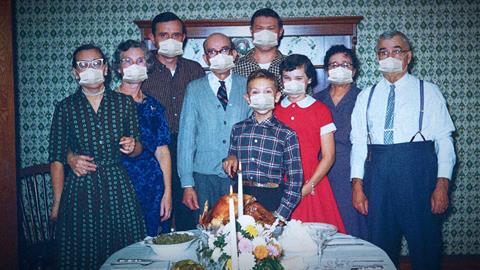 «Τα Χριστούγεννα στης (κορονόπληκτης) κουνιάδας μου έμοιαζαν με... γενική καθαριότητα!»