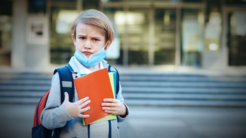 Πώς επιδρά στην ψυχολογία των παιδιών το ότι τα σχολεία ανοιγοκλείνουν κάθε τόσο
