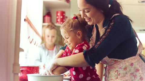 «Χάρη στην Μοντεσσόρι κράτησα το σπίτι και τα παιδιά σε τάξη στην πανδημία»