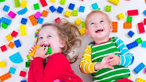 Γιατί είναι υπέροχο να μεγαλώνουμε μικρούς Υδροχόους