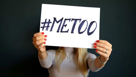 «Και γιατί δεν το κατήγγειλε πιο πριν δηλαδή;» 4 λόγοι που είναι ηλίθια αυτή η ερώτηση