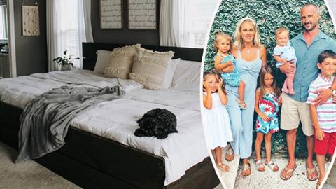 Γονείς έφτιαξαν ένα τεράστιο κρεβάτι για να κοιμούνται με τα 5 παιδιά τους