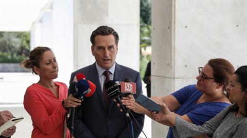 Δημητρακόπουλος: Η αποπλάνηση ανηλίκου πρέπει να διώκεται ποινικά μέχρι τα 18