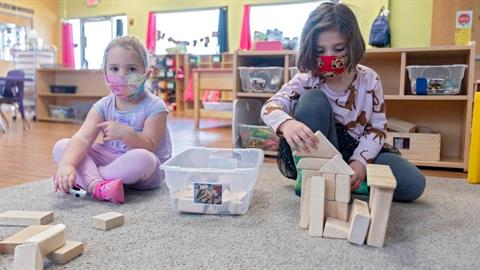 Μακρή: Εξετάζεται η παράταση της σχολικής χρονιάς για ψυχολογικούς λόγους