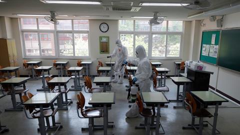 Μαθητές παραποίησαν self-test για να χάσουν μάθημα και μπήκε σε καραντίνα όλη η τάξη