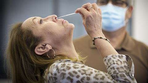 Διαθέσιμο για όλους στα φαρμακεία το self test - Πόσο κοστίζει