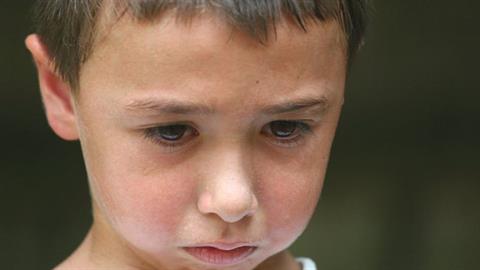 «Τα αγόρια δεν κλαίνε»: ένα στερεότυπο που πρέπει επιτέλους να σταματήσει!