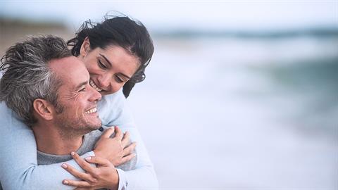 Δεν υπάρχει ομορφότερο πράγμα στον κόσμο από το να γερνάς με τον άνθρωπό σου