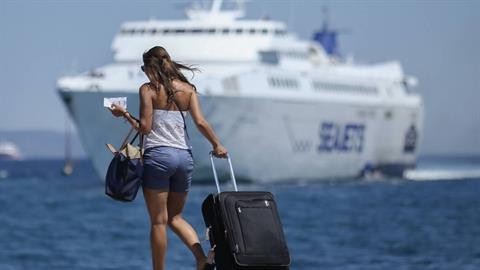 Ελεύθερα τα ταξίδια από σήμερα: πώς πηγαίνουμε σε νησιά και επαρχία