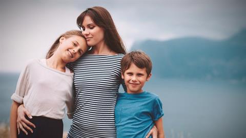 Οι πρώτες τους φορές μας γεμίζουν χαρά, μα οι τελευταίες μας σημαδεύουν πιο βαθιά