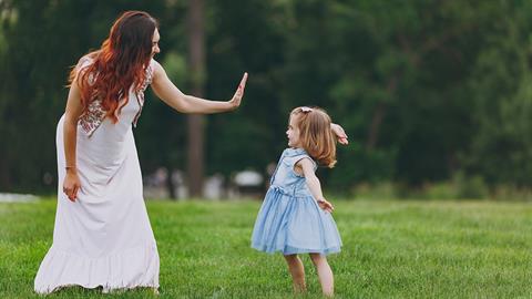 Πώς να καταπολεμήσετε τον εθισμό των παιδιών στα «μπράβο»