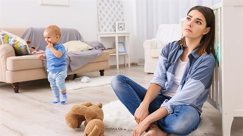 «Δεν είσαι κακή φίλη, απλά δεν έχεις πια χρόνο επειδή είσαι μαμά»