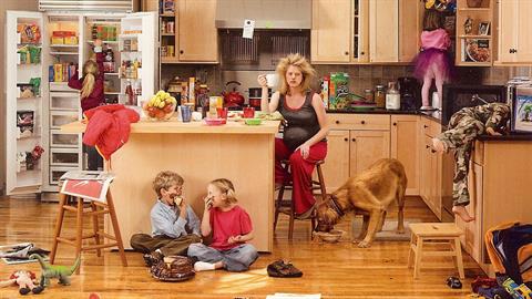 Έρευνα: Για 17 λεπτά το πολύ μένει καθαρό το σπίτι των περισσότερων μαμάδων