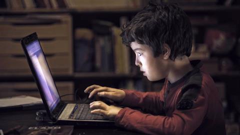 «Γνώρισε τον γιο μου στο Fortnite κι άρχισε την αποπλάνηση στο Snapchat»