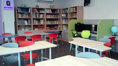 Πέλλα: μητέρα έκανε δωρεά σε σχολεία της περιοχής στη μνήμη του μοναχογιού της