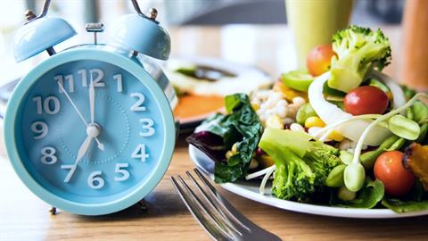 Είναι η διαλειμματική δίαιτα η λύση για να χάσουμε κιλά;