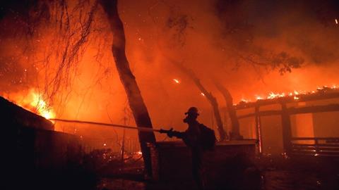 Εύβοια: βοσκός εγκλωβίστηκε στις φλόγες και οι κόρες του εκλιπαρούσαν για βοήθεια