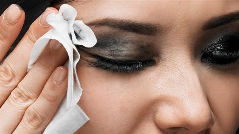 7 πράγματα που καθαρίζονται με μωρομάντηλο εκτός απ’ τα μωρά