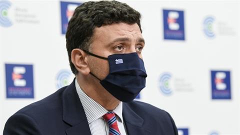 Στοπ σε ανεμβολίαστους από Σεπτέμβρη - τι ισχύει για μαθητές και εργαζόμενους