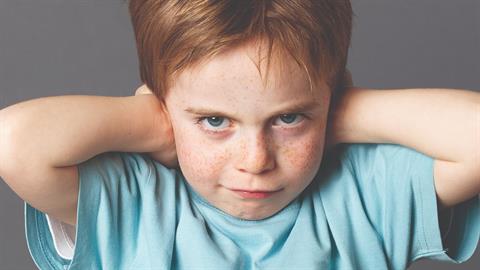 Ποιοι τύποι γονιών μεγαλώνουν τα πιο ανυπάκουα παιδιά σύμφωνα με μια δασκάλα