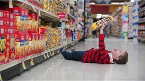 Ειδικός: Μην κάνετε χατίρια στα παιδιά για να αποφύγετε τα ξεσπάσματά τους