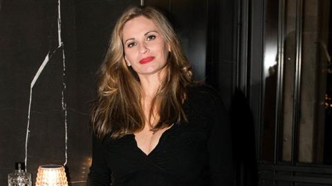 Θεοφανία Παπαθωμά: ο άντρας πρέπει να φροντίζει τη μητέρα των παιδιών του