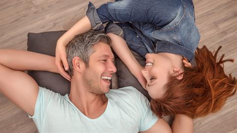 «Kόρη μου, παντρέψου αυτόν που θα σε κάνει να χαμογελάς καθημερινά»