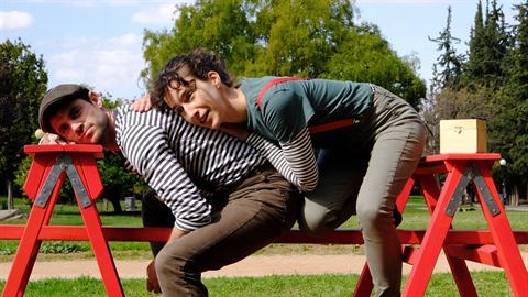 Κερδίστε διπλές προσκλήσεις για τη θεατρική παράσταση «Ο κύριος ΚΙΧ και το μυστικό Kουτί των Ήχων» στις 21/11