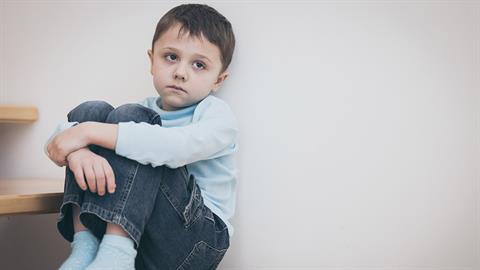 5 φαινομενικά αθώες φράσεις που πρέπει να σταματήσουμε να λέμε στα παιδιά