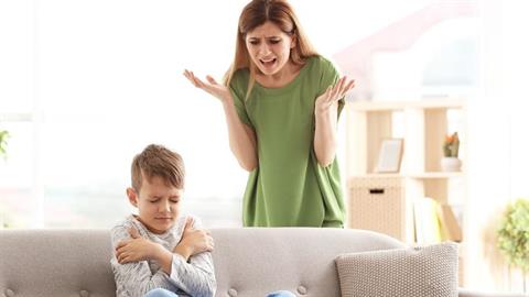 Ο 7χρονος γιος μου έκανε bullying σε συμμαθητή του - νιώθω αποτυχημένη 