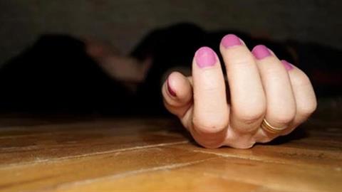 Νέα γυναικοκτονία: 49χρονος δολοφόνησε τη σύζυγό του και παραδόθηκε 